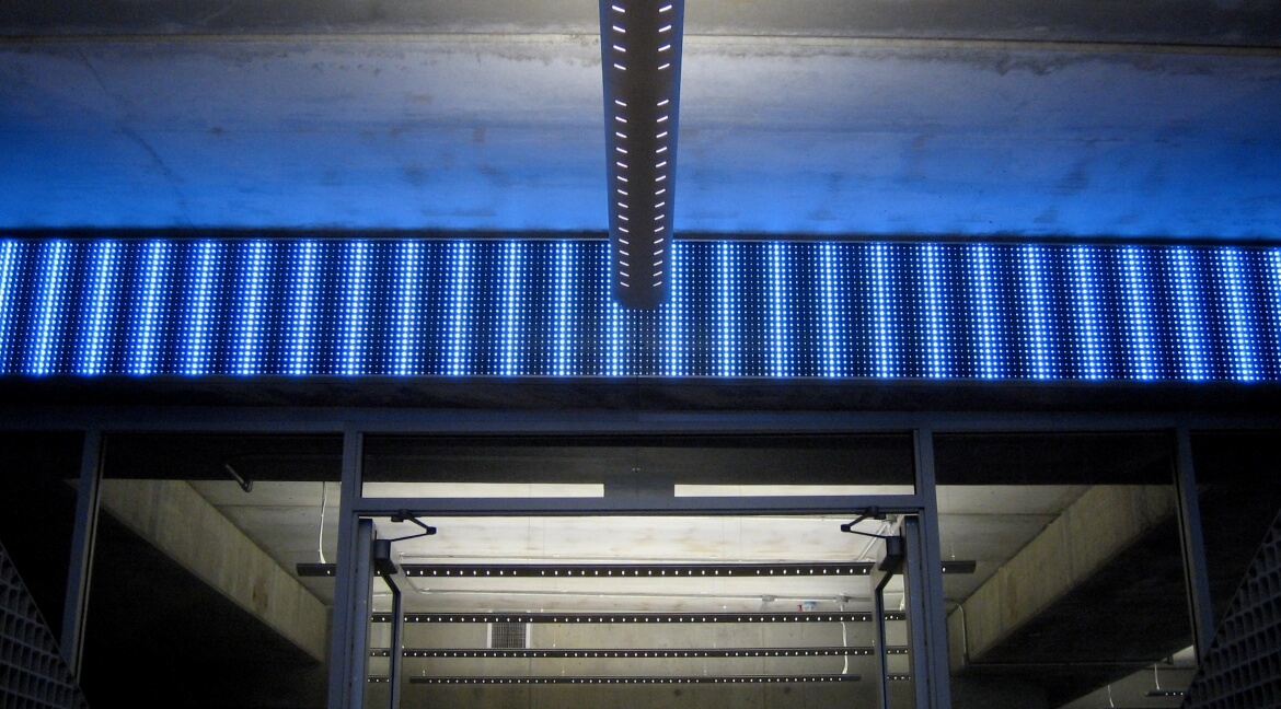 Speed Shift is a public art light sculpture created by Erwin Redl and installed at the Skinker MetroLink station. Two boards of LED lights pulse, reflecting the demands of mass transit.